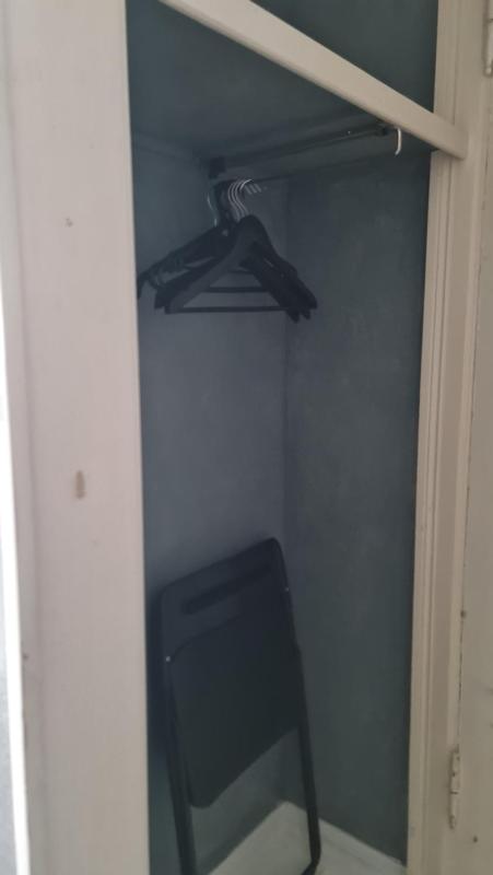 Studio Apartment image 4