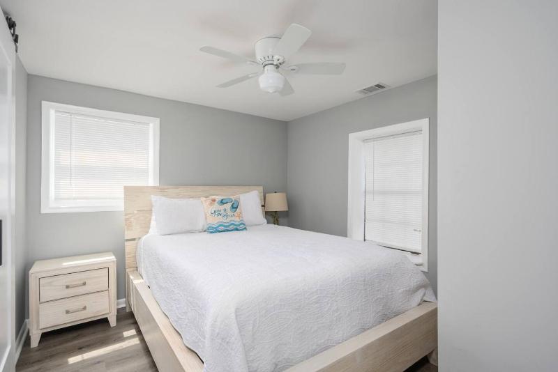 2 Adjoining Houses for 10 People - image 28