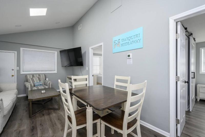 2 Adjoining Houses for 10 People - image 23