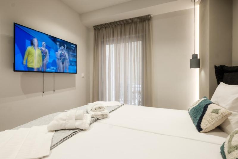 Exceptional Acropolis Suite by CloudKeys - image 4