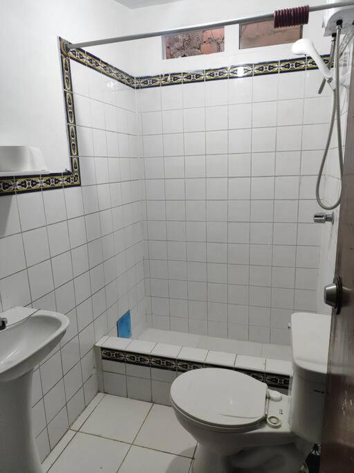 Cómoda habitación independiente - image 16
