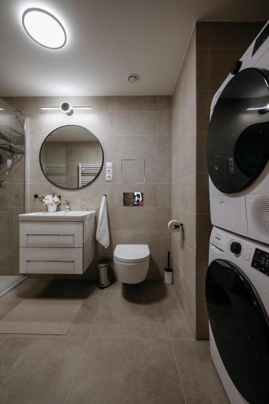 Prague Days - One-bedroom Apartment with Garage Parking and Balcony - image 6