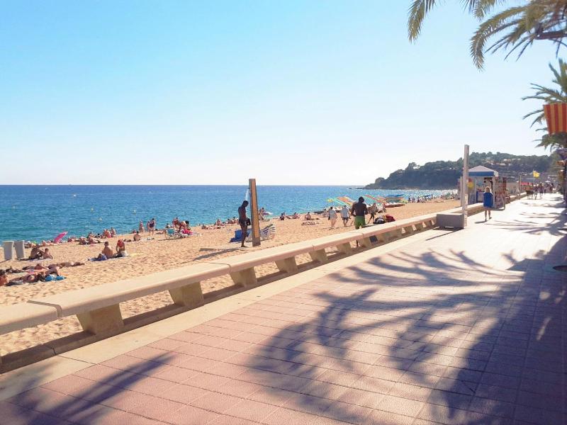 Manuela Beach City - image 13