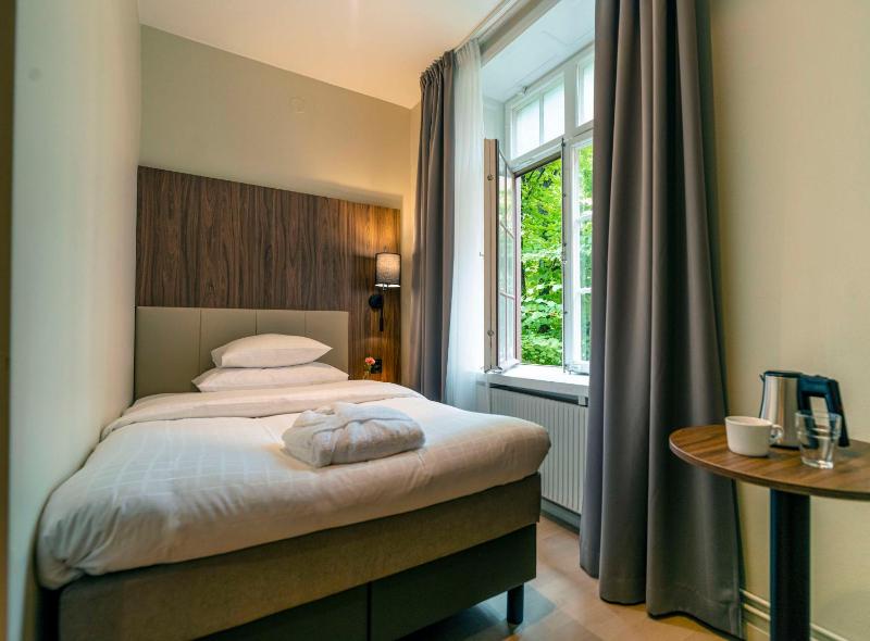 Standard Single Room image 1