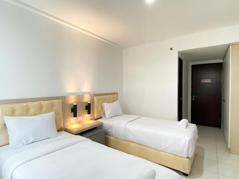 Cozy Stay Studio (No Kitchen) Elvis Tower Apartment By Travelio - image 3