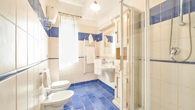 Classic Triple Room image 1