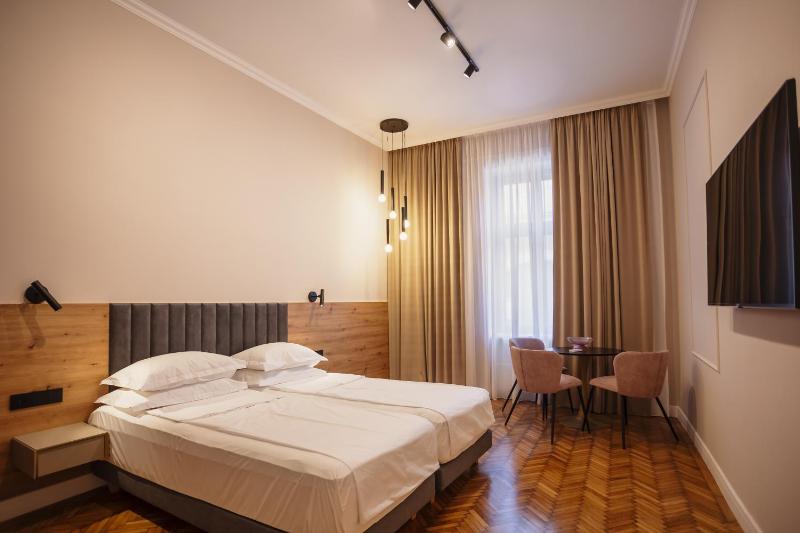 Bloom Downtown Suites Images