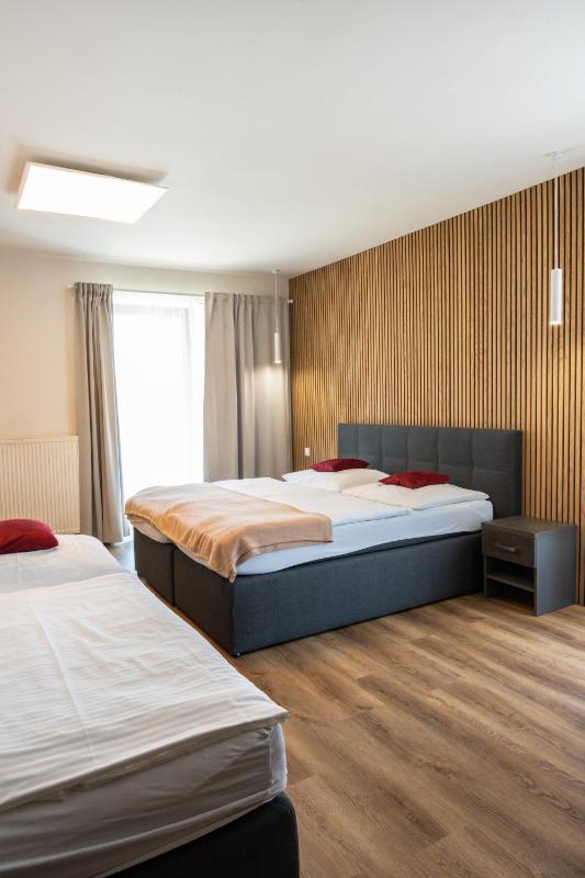 Triple Room image 4
