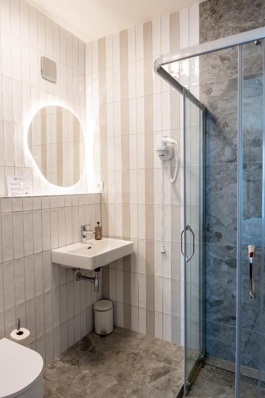 Triple Room image 1