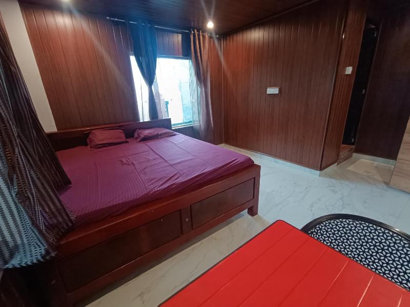 Suvrana Mountain View Stay - image 19