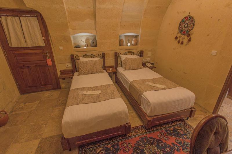 Standard Stone Twin Room 104 image 1