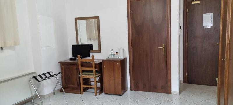 Triple Room image 2