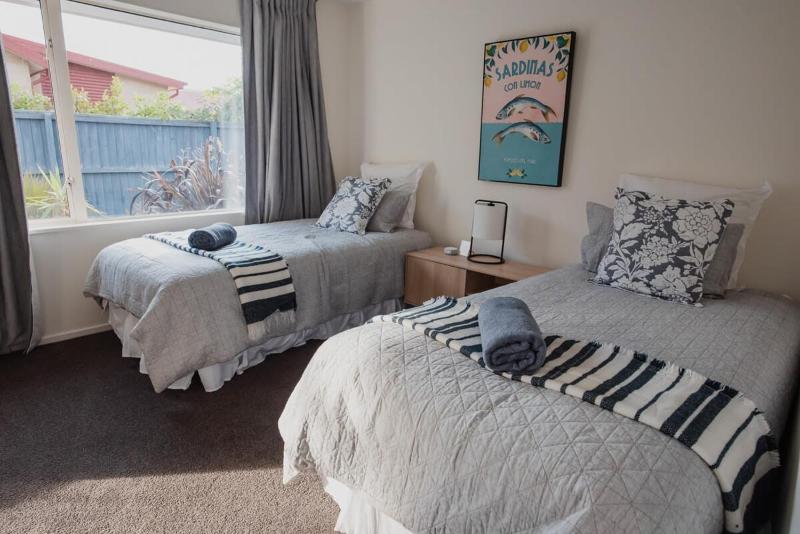 Hidden Gem of Christchurch - Sleeps 13 - image 40