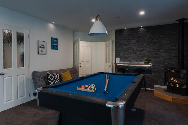Hidden Gem of Christchurch - Sleeps 13 - image 15