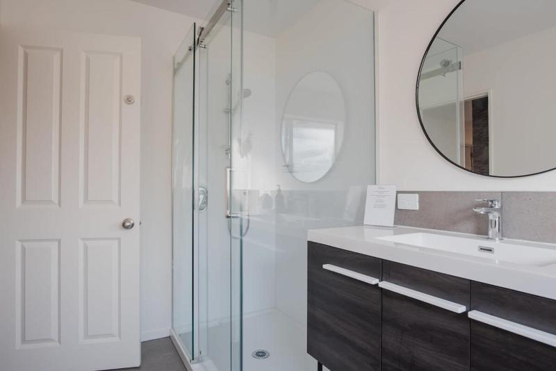 Hidden Gem of Christchurch - Sleeps 13 - image 30