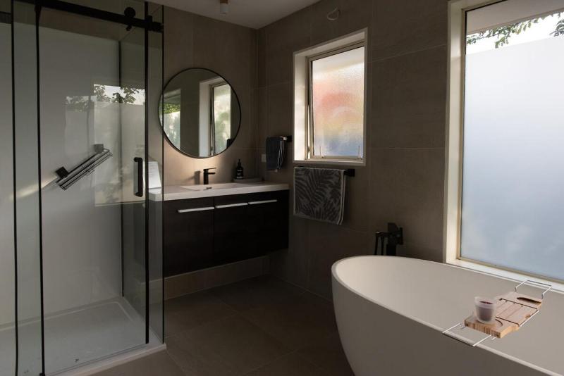 Hidden Gem of Christchurch - Sleeps 13 - image 37