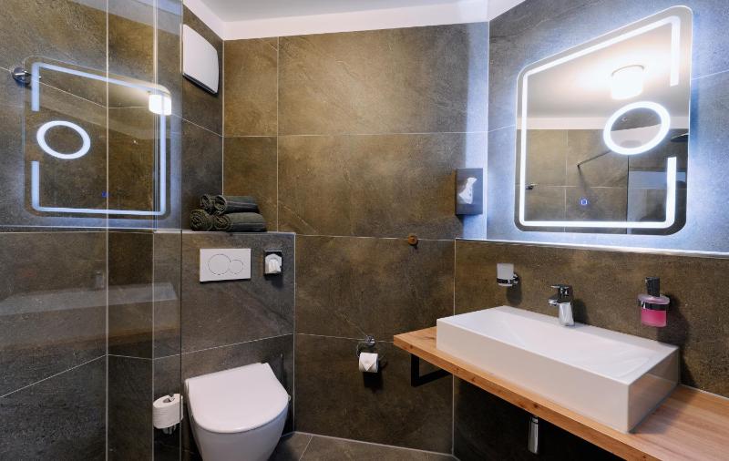 Superior Double Room image 1