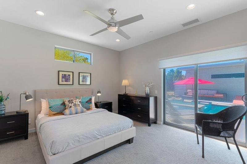 Exclusive Luxury Villa Palm Springs 3 Br plus Casita - image 22