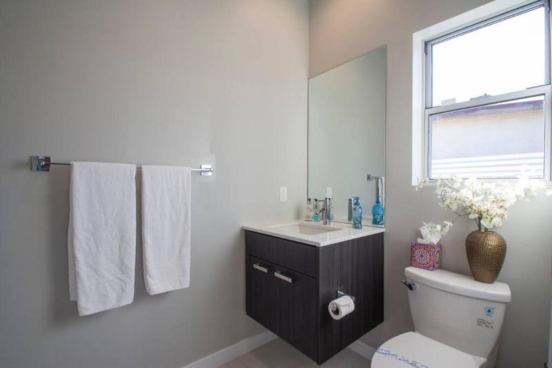 Exclusive Luxury Villa Palm Springs 3 Br plus Casita - image 27