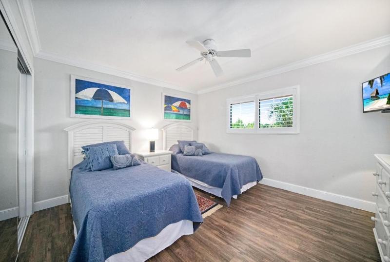 Sandpiper Beach #504 - image 7