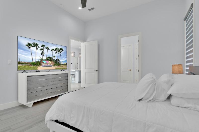 Cielito Lindo - Private home with hot tub home - image 28