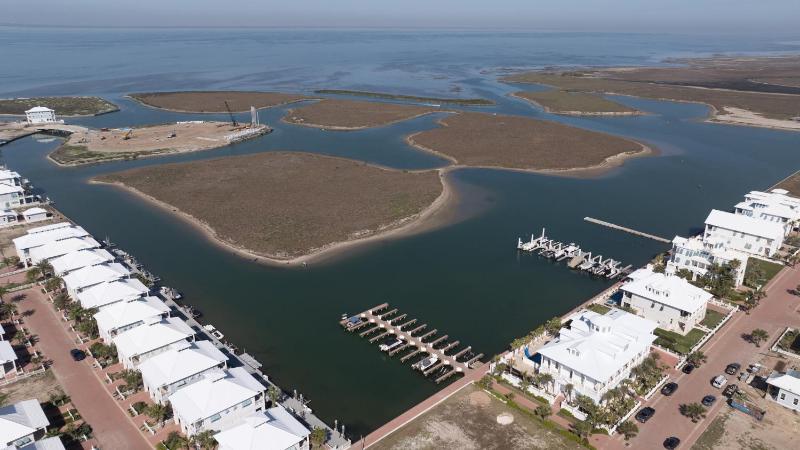 Lucky Turtle - Private marina front home with Pool home - image 7