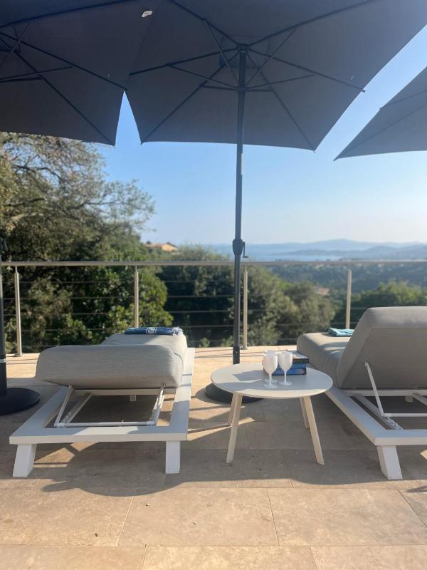 Villa provençale Magnifique vue Golfe de St Tropez - image 36