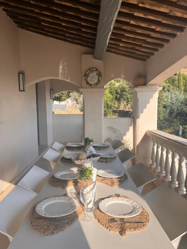Villa provençale Magnifique vue Golfe de St Tropez - image 22