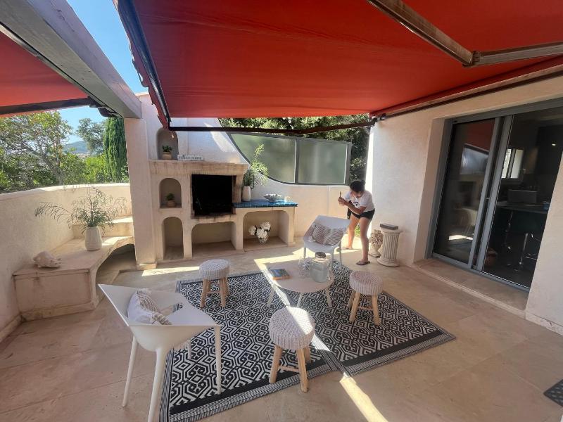 Villa provençale Magnifique vue Golfe de St Tropez - image 23