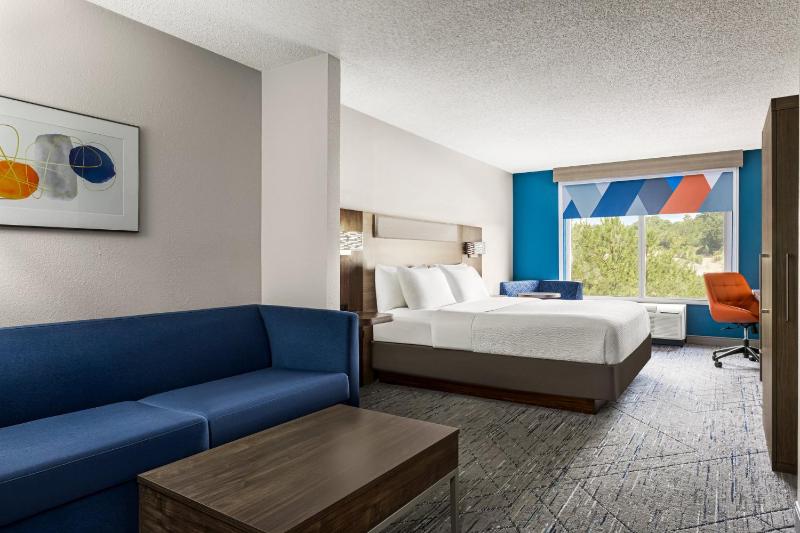 King Suite image 3