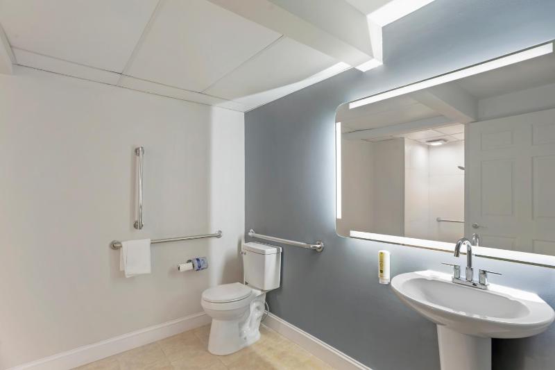King Room - Disability Access/Non Smoking  image 2