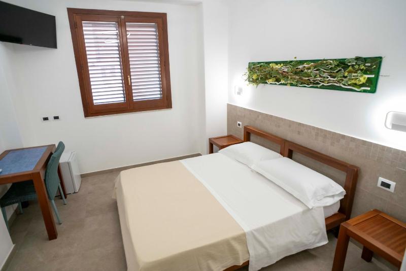 Double or Twin Room image 1