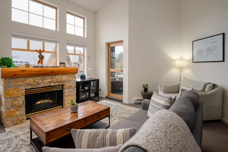 2BR + loft | Tyndall Stone Lodge | Village Location w/ Olympic Plaza View | Fireplace | Hot Tub - image 9
