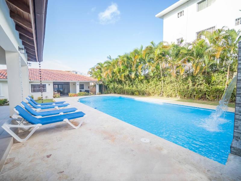 Villa Selena - 5br Villa In Sosua Center - image 1