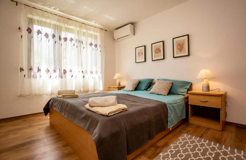 Apartments with parking space Rovinj - 23505 - image 26