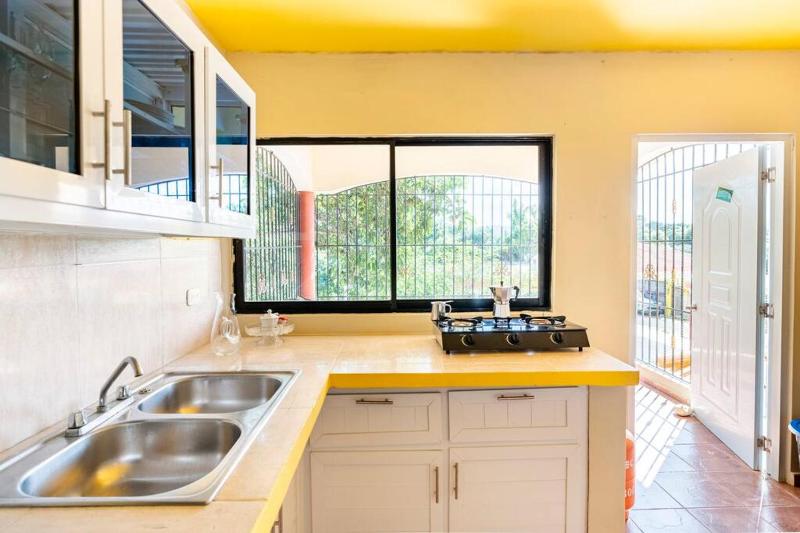 Casa para vacacionar - El patio de Olivia - image 2