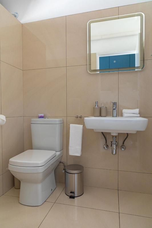 Comfort Zone Suites - Hidas - image 10