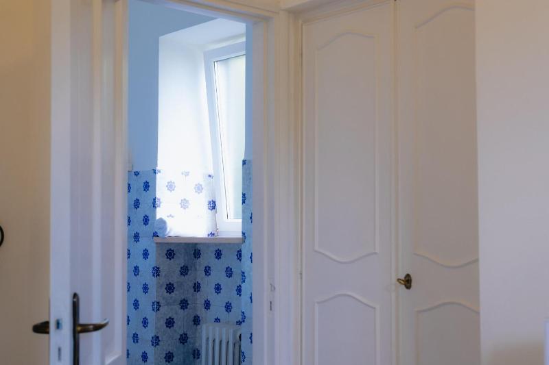 Single Room with Garden View image 2