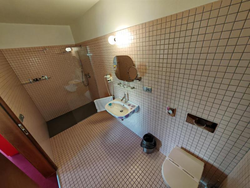 Deluxe Double Room image 2