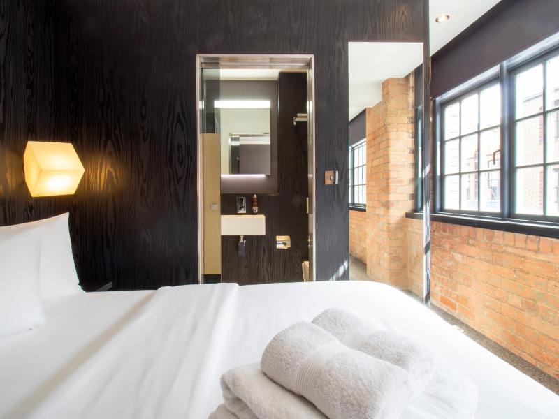 Superior Apartment image 1