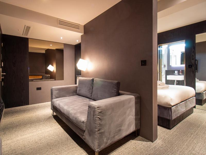 Superior Apartment image 4