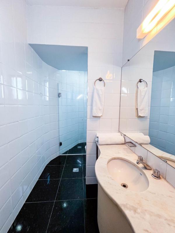 Royal Center Hotel Lourdes - image 15