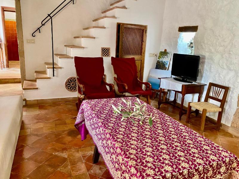 ULLAL - Rural Charm-AGRITOURISM approx 65000 meters PLUS PRIVATE MOUNTAIN villa and Outdoor Adventure Agritourism Apartment EQUIPATED - Private Mountain Path approximately 5 minutes walking from the beach -Ideal for relaxation - image 5