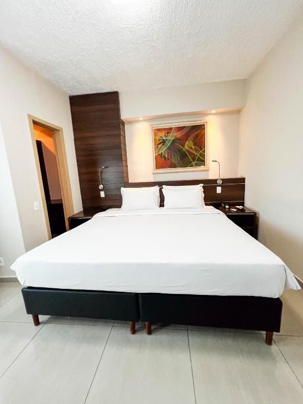 Royal Center Hotel Lourdes - image 24