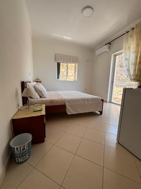 Apollon's Apartments - image 3