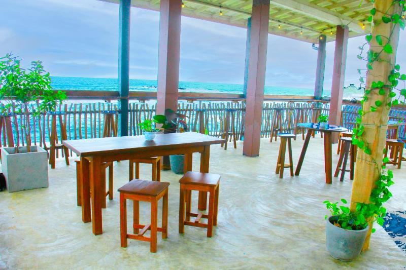 Galene Beach Hotel Images