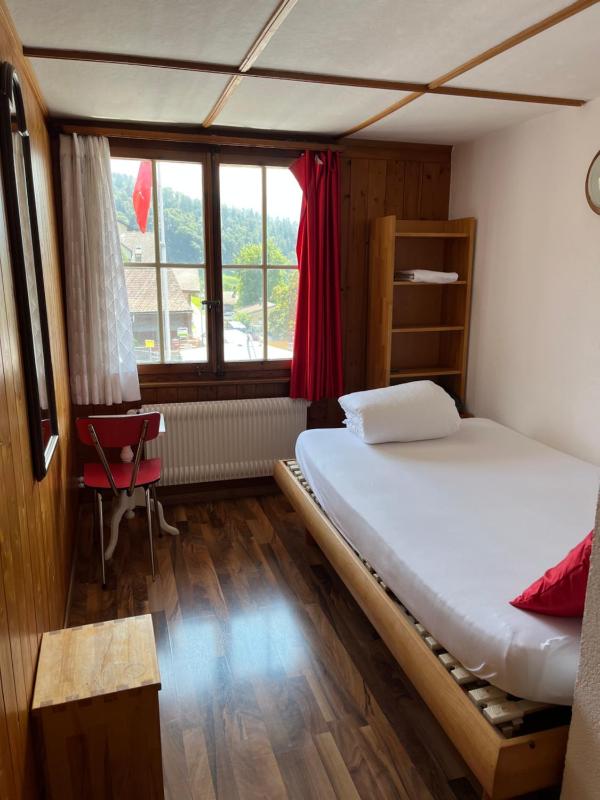 Budget Single Room image 3