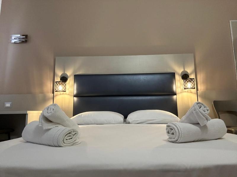 Hotel City 20 - image 14