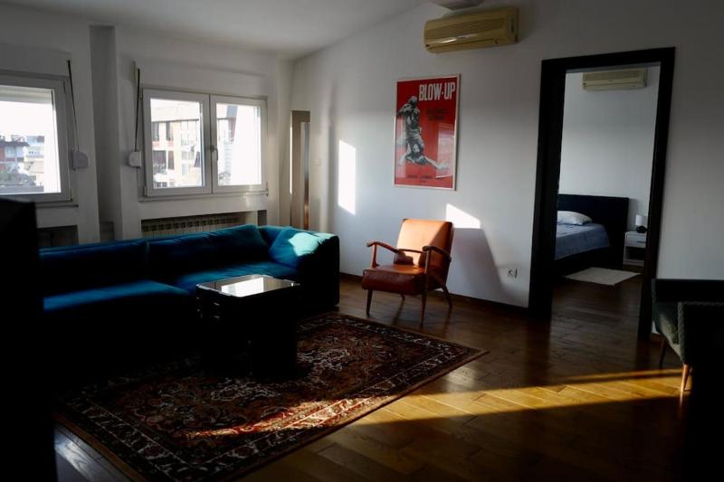 Apartment Norman Bates - image 8