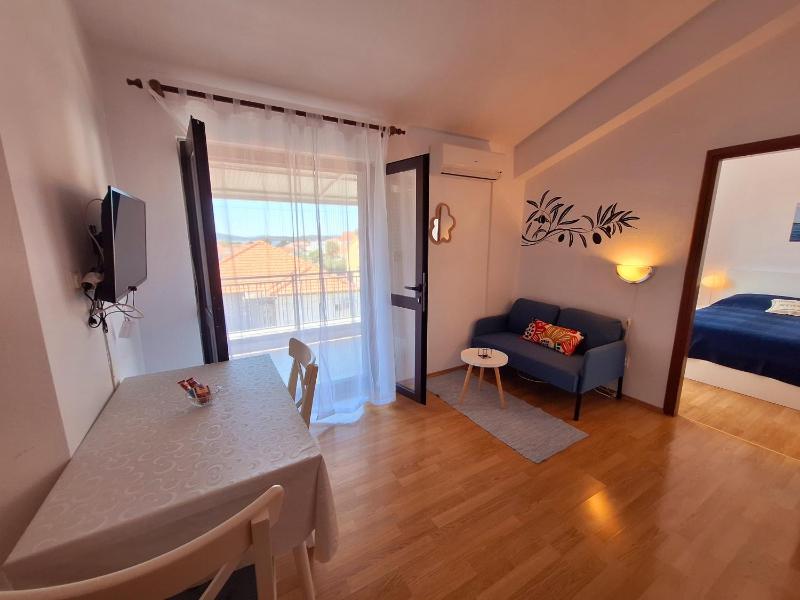 Apartments with parking space Vodice - 7604 - image 27